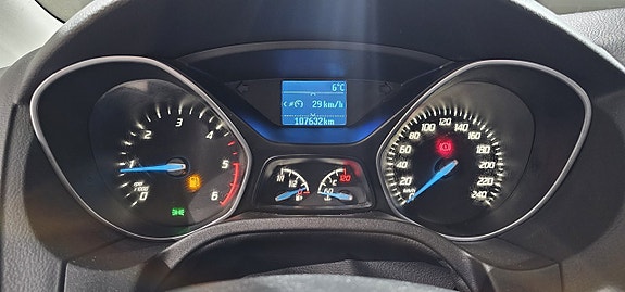 Ford Focus 11 of 14