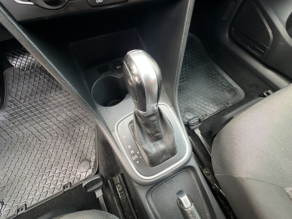 Volkswagen Polo 12 of 18