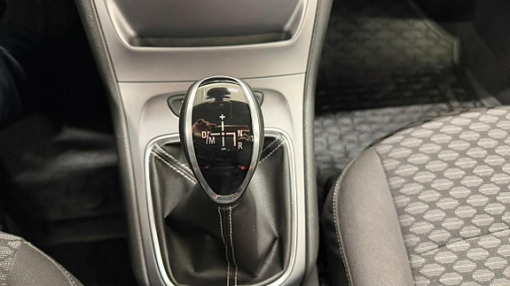 Opel Astra 10 of 12
