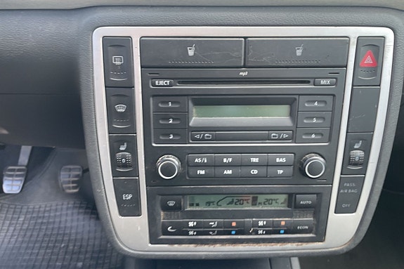 Volkswagen Sharan 9 of 13