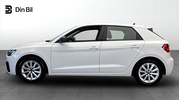 Audi A1 2 of 5