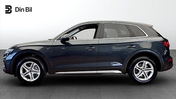 Audi Q5 2 of 5
