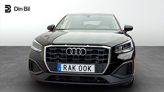 Audi Q2 4 of 12