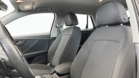 Audi Q2 8 of 12