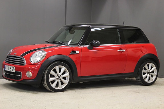 MINI Cooper 2 of 5
