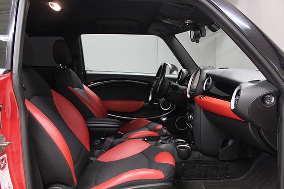 MINI Cooper 9 of 11