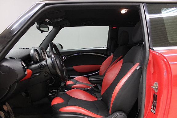 MINI Cooper 7 of 11