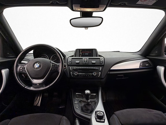BMW 118d 11 of 28