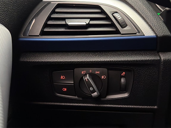 BMW 118d 13 of 28