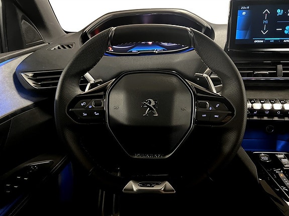 Peugeot 5008 8 of 16