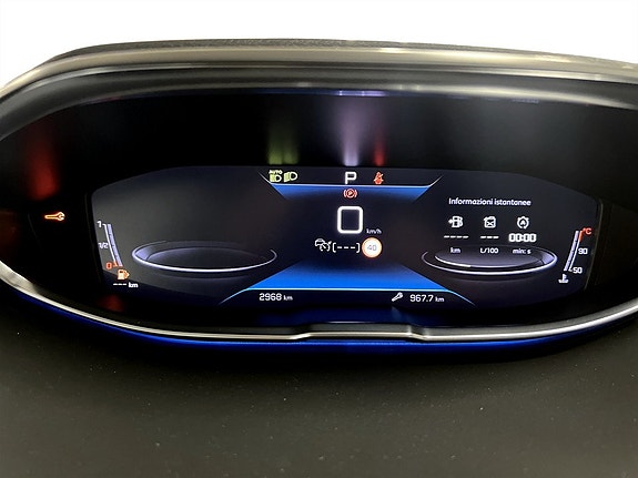 Peugeot 5008 9 of 16