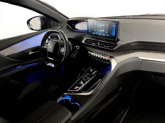 Peugeot 5008 12 of 16