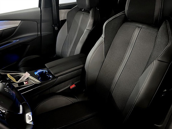 Peugeot 5008 6 of 16