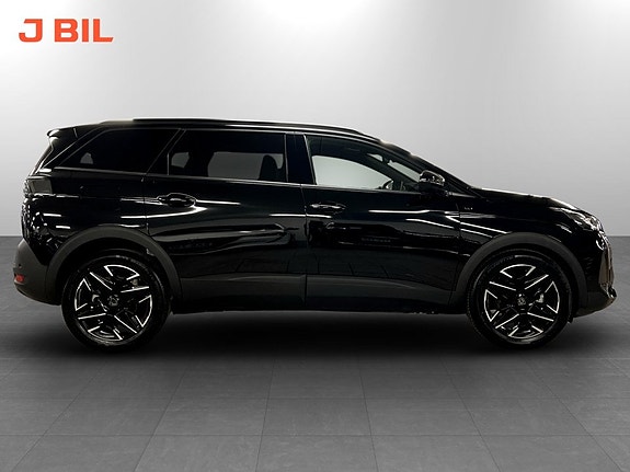 Peugeot 5008 14 of 16