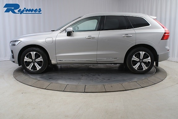 Volvo XC60 3 of 5