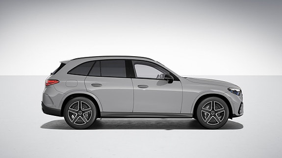 Mercedes-Benz GLC400 e 2 of 5