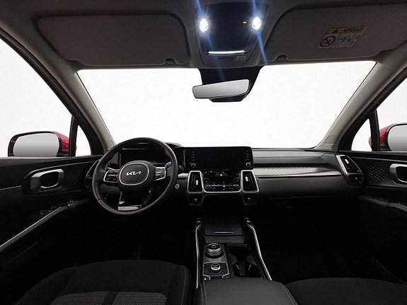 Kia Sorento 12 of 30