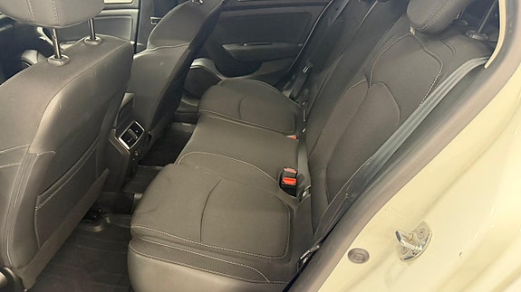 Renault Megane IV 11 of 15