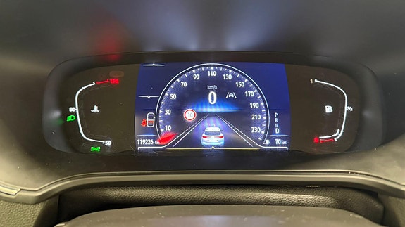 Renault Megane IV 8 of 15
