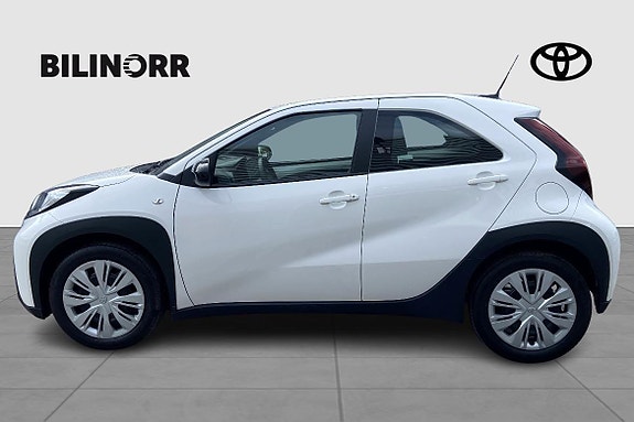 Toyota Aygo X 3 of 5