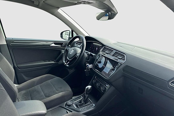 Volkswagen Tiguan 9 of 11