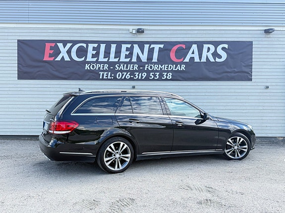 Mercedes-Benz E220 5 of 5