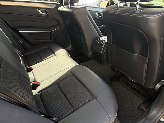 Mercedes-Benz E220 16 of 18