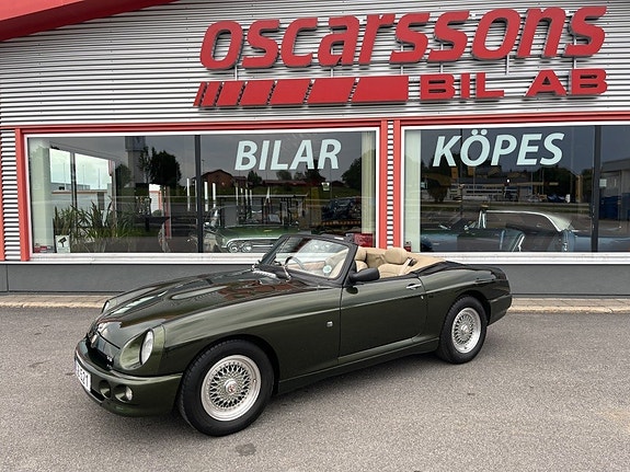 MG RV8