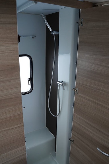Adria Altea 492 LU / Långbädd / Mover / 1.300kg / Mycket fin 16 of 27