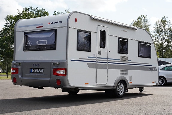 Adria Altea 492 LU / Långbädd / Mover / 1.300kg / Mycket fin 3 of 27