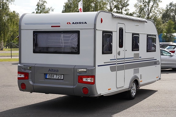 Adria Altea 492 LU / Långbädd / Mover / 1.300kg / Mycket fin 25 of 27