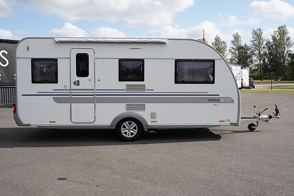 Adria Altea 492 LU / Långbädd / Mover / 1.300kg / Mycket fin 2 of 27