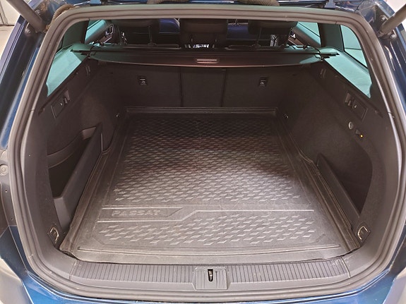 Volkswagen Passat 15 of 20