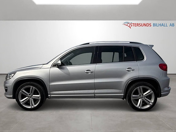 Volkswagen Tiguan 4 of 5