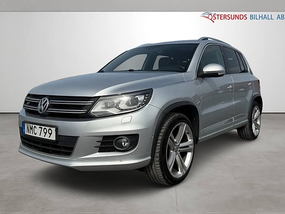 Volkswagen Tiguan 3 of 5