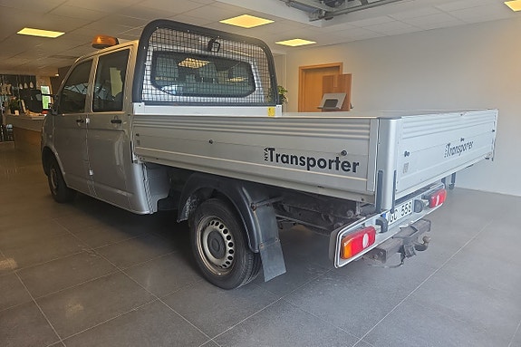 Volkswagen Transporter 2 of 5