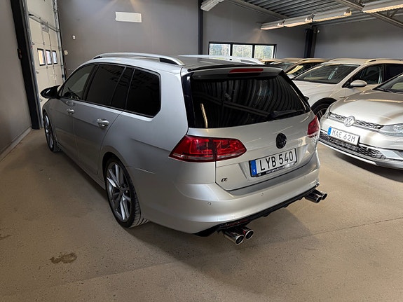 Volkswagen Golf VII 6 of 15