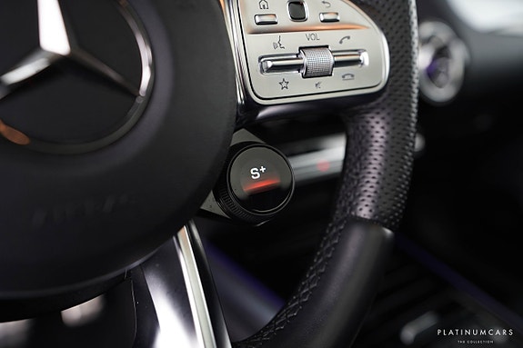 Mercedes-Benz GLA45 14 of 22