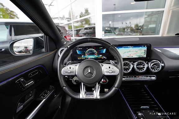 Mercedes-Benz GLA45 11 of 22