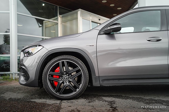 Mercedes-Benz GLA45 19 of 22