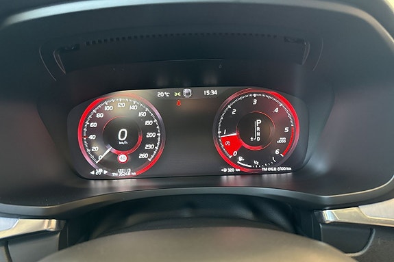 Volvo V60 Cross Country 14 of 22