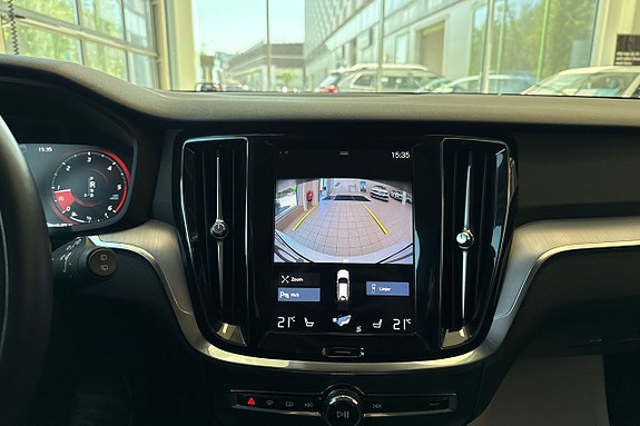 Volvo V60 Cross Country 15 of 22