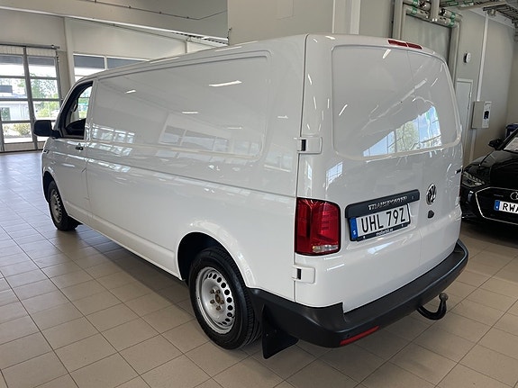 Volkswagen Transporter 3 of 5