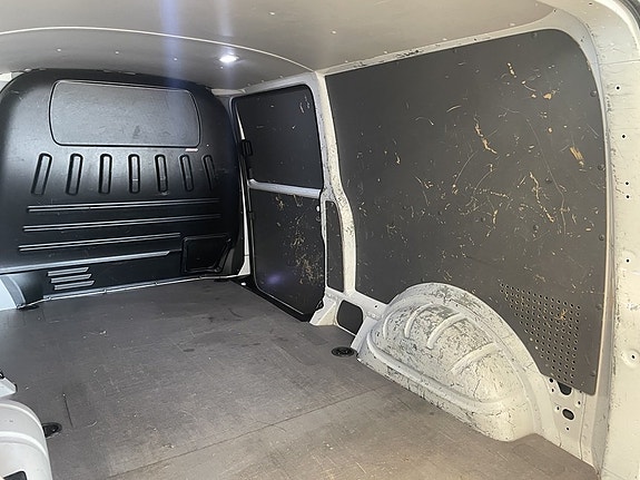 Volkswagen Transporter 10 of 20