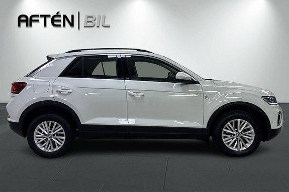 Volkswagen T-Roc 6 of 23