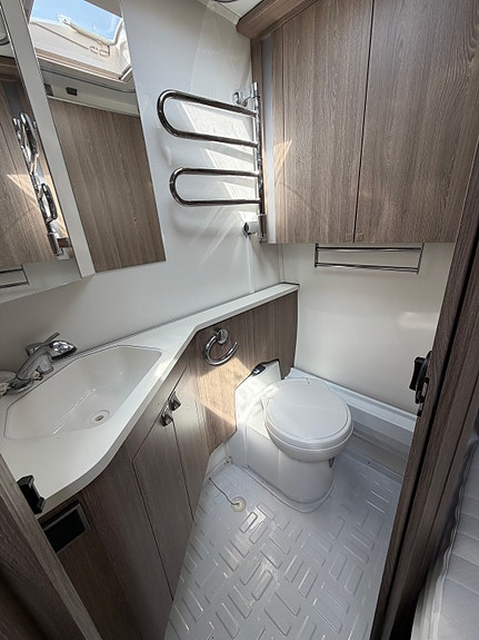 KABE Royal 560 XL KS 9 of 9