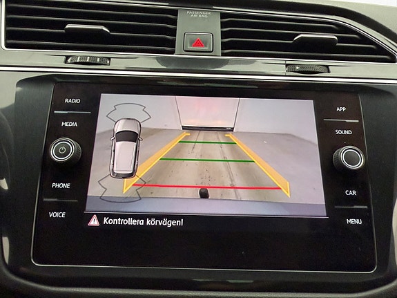 Volkswagen Tiguan 22 of 30
