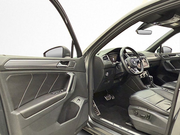 Volkswagen Tiguan 11 of 30