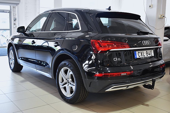 Audi Q5 3 of 5