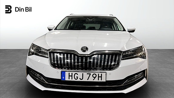 Skoda Superb 4 of 5